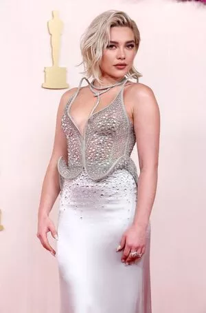 Florence Pugh Onlyfans Leaked Nude Image #pTW0pakcFj