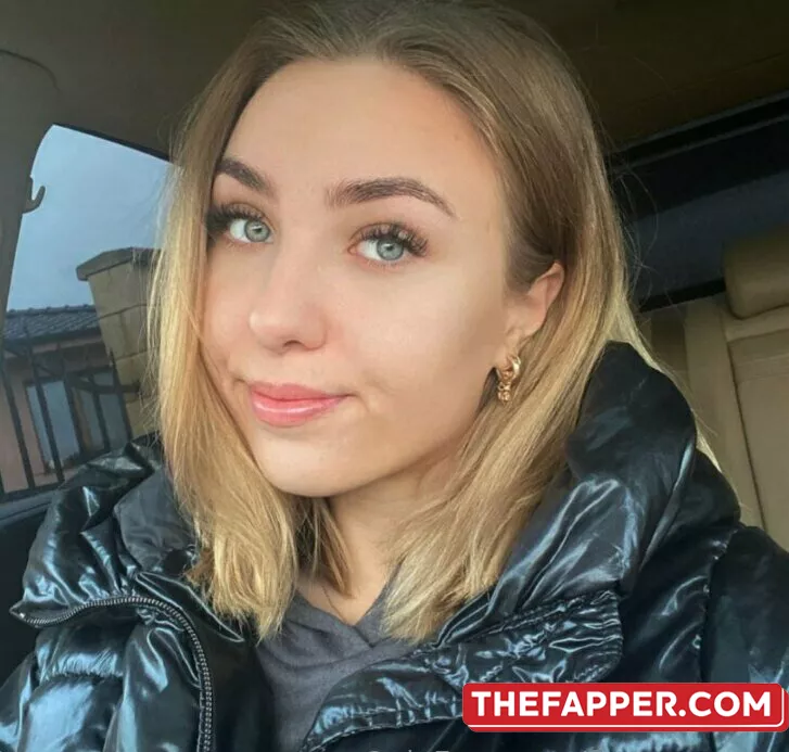 Floweremma  Onlyfans Leaked Nude Image #BVer9io85Z