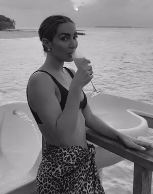 Frankie Bridge #d3wJSnHhhw