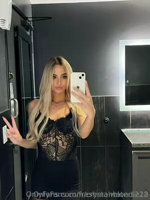 Freshmanblondie18 #NoLKYm955I