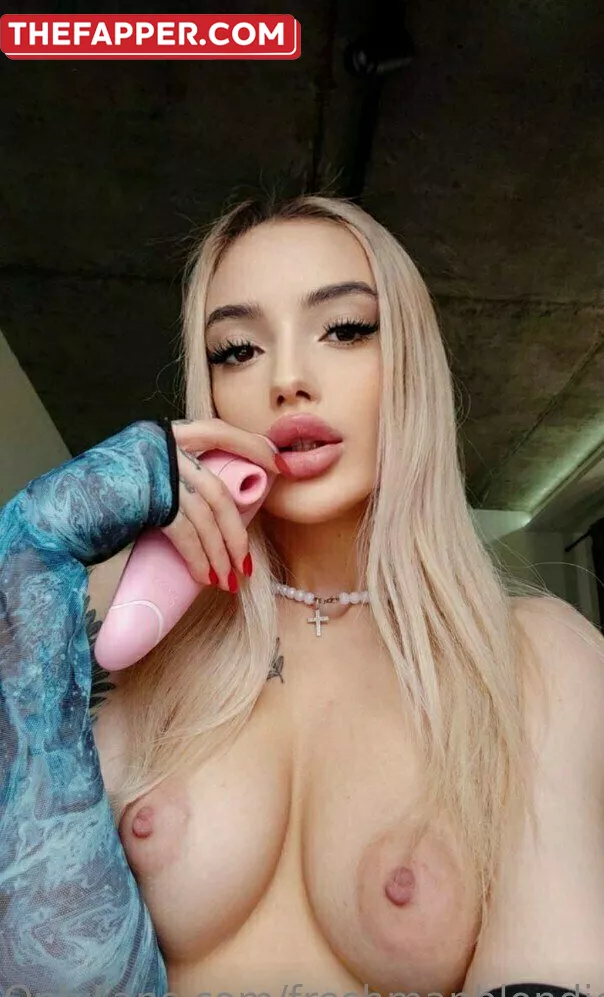 Freshmanblondie18  Onlyfans Leaked Nude Image #VUlp8F43xv