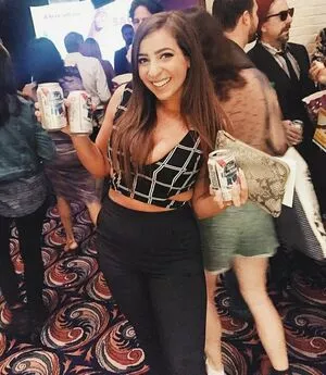 Gabbie Hanna #2ENkhT39QM