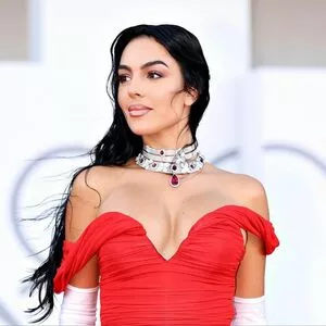 Georgina Rodriguez OnlyFans Leak Y0VWYMTDDX