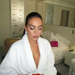 Georgina Rodriguez OnlyFans Leak fvX90d4o4i