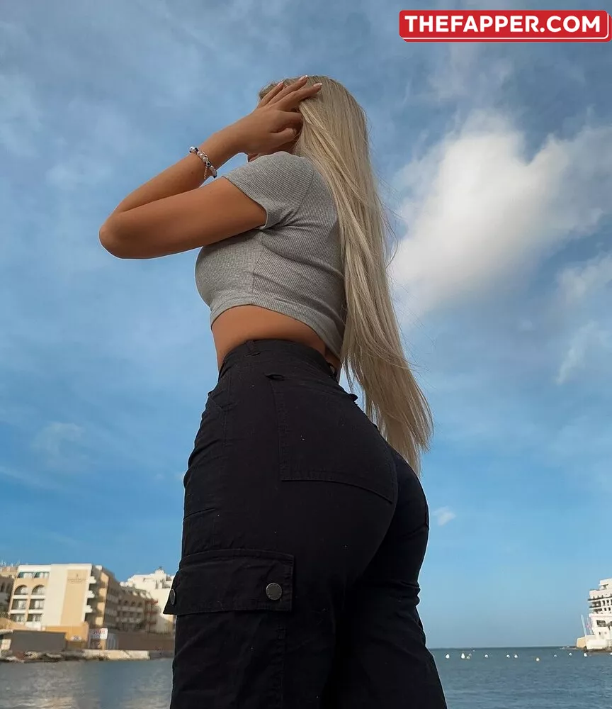 Gwendolynceline  Onlyfans Leaked Nude Image #1QnwFBO9Sd