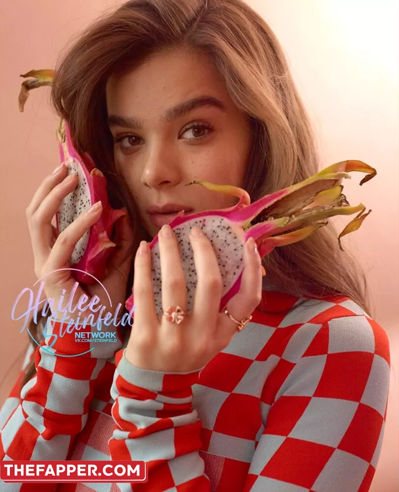 Hailee Steinfeld  Onlyfans Leaked Nude Image #09Fxohr99A