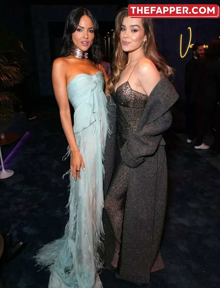 Hailee Steinfeld  Onlyfans Leaked Nude Image #2gS2WARtzl