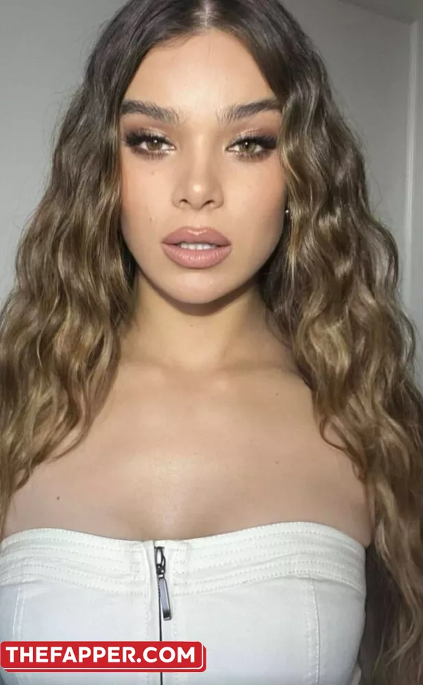 Hailee Steinfeld  Onlyfans Leaked Nude Image #2r0XMJHbZ9