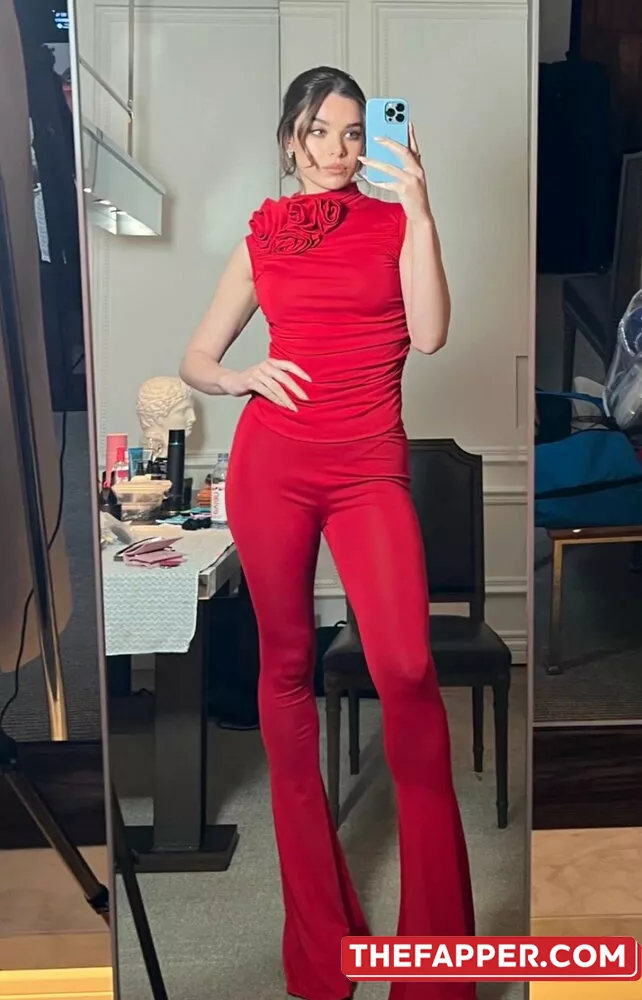 Hailee Steinfeld  Onlyfans Leaked Nude Image #3IjtcMoC6b