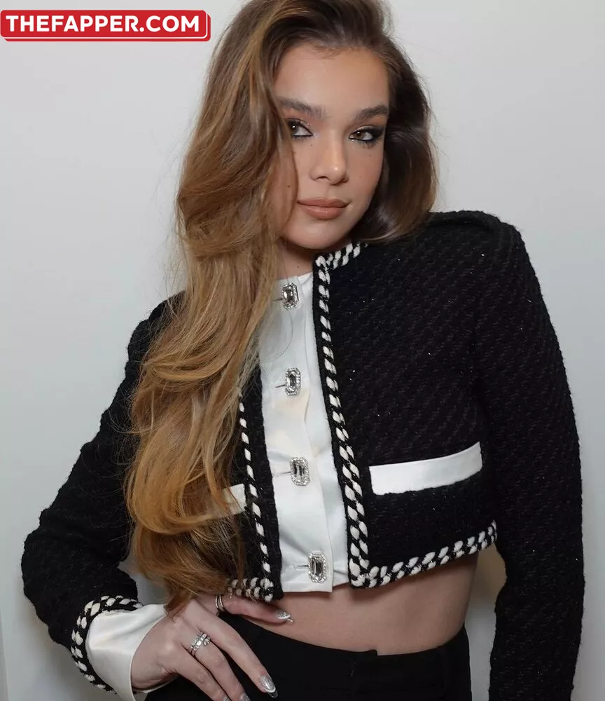 Hailee Steinfeld  Onlyfans Leaked Nude Image #487YZ2nRhZ