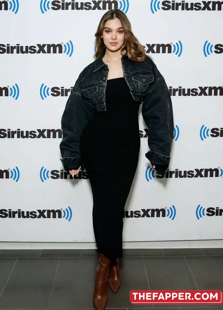 Hailee Steinfeld  Onlyfans Leaked Nude Image #4YPe7ZJM4R