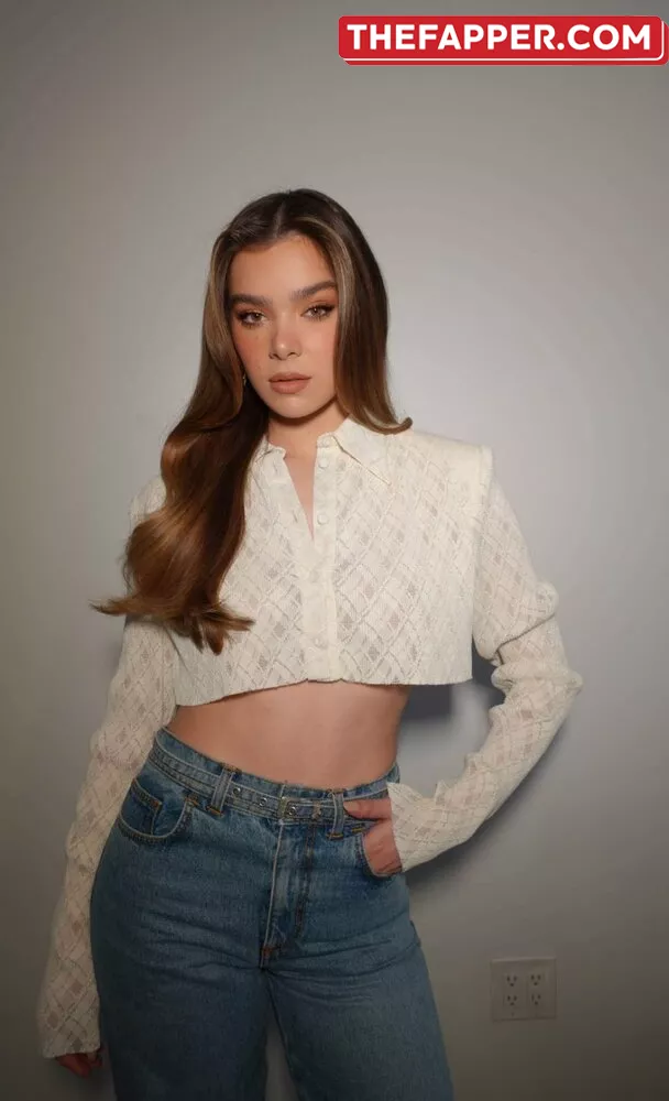 Hailee Steinfeld  Onlyfans Leaked Nude Image #5zyIRGTHAP