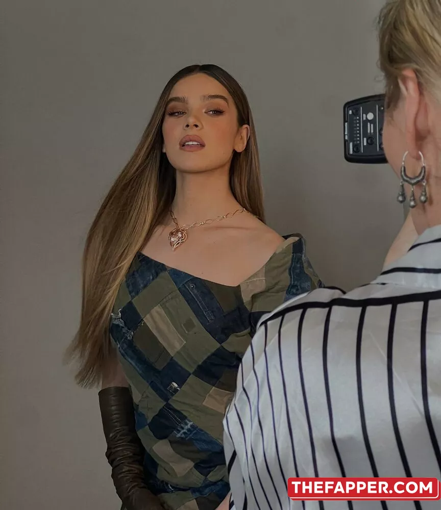 Hailee Steinfeld  Onlyfans Leaked Nude Image #7mUN9jaKTu