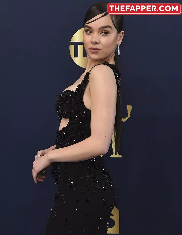Hailee Steinfeld  Onlyfans Leaked Nude Image #CMioOlzjCX