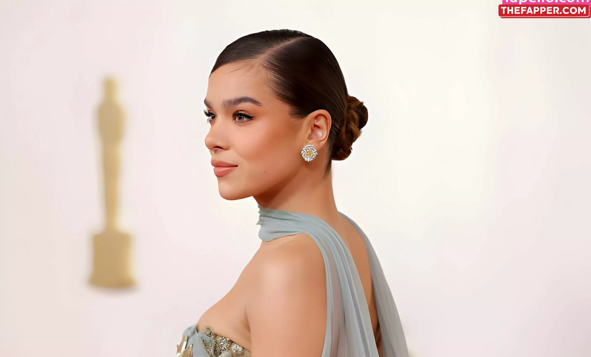 Hailee Steinfeld  Onlyfans Leaked Nude Image #D1ZYXVLe5N