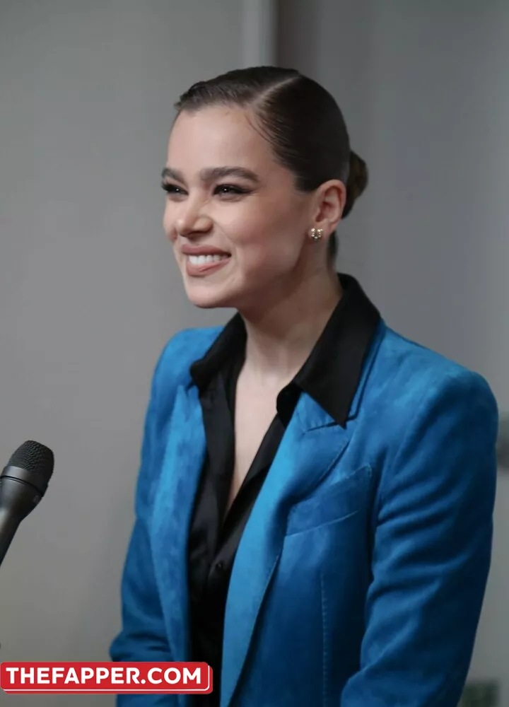 Hailee Steinfeld  Onlyfans Leaked Nude Image #DiEam7lkj3