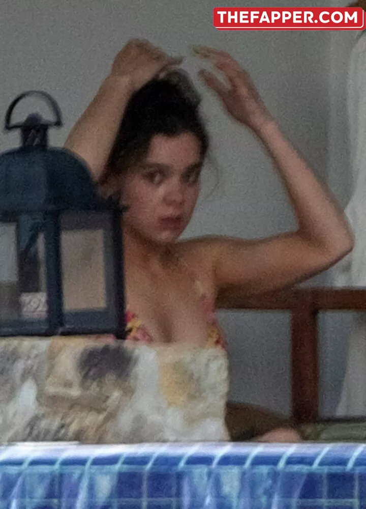 Hailee Steinfeld  Onlyfans Leaked Nude Image #J66JZ8pyUi