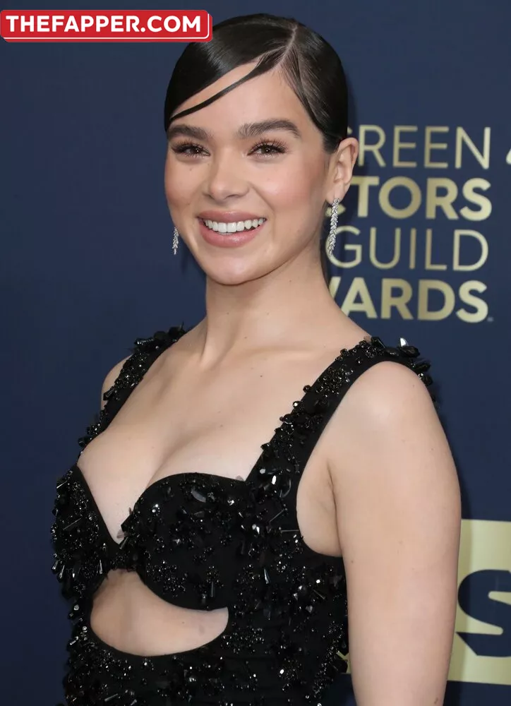 Hailee Steinfeld  Onlyfans Leaked Nude Image #KRm2ImVmW7