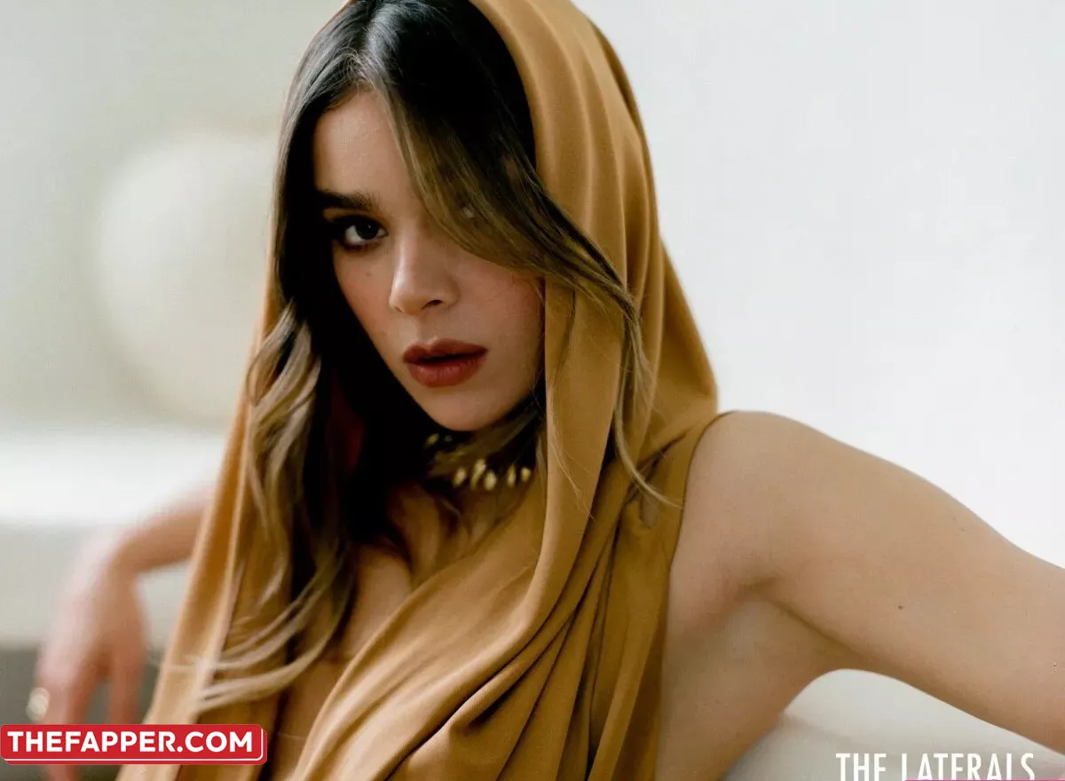 Hailee Steinfeld  Onlyfans Leaked Nude Image #KVz0AHij1v