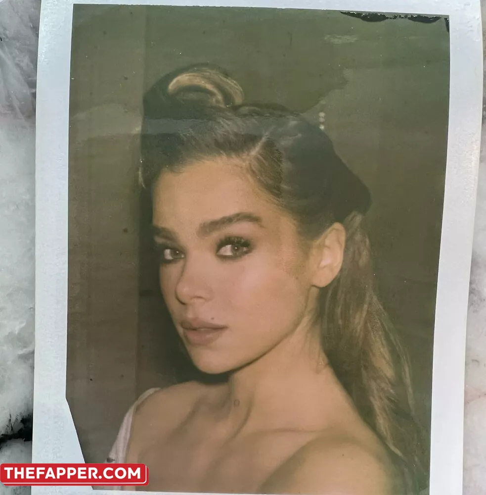 Hailee Steinfeld  Onlyfans Leaked Nude Image #NMstREG2iy