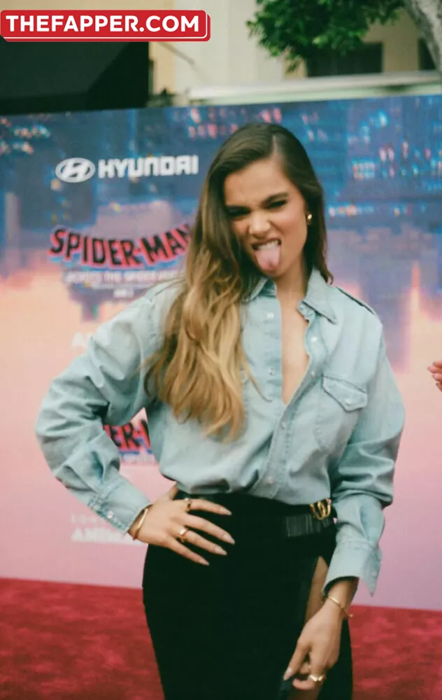 Hailee Steinfeld  Onlyfans Leaked Nude Image #NhkDClmxyf