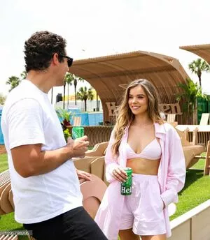 Hailee Steinfeld Onlyfans Leaked Nude Image #OyeQe2jp58