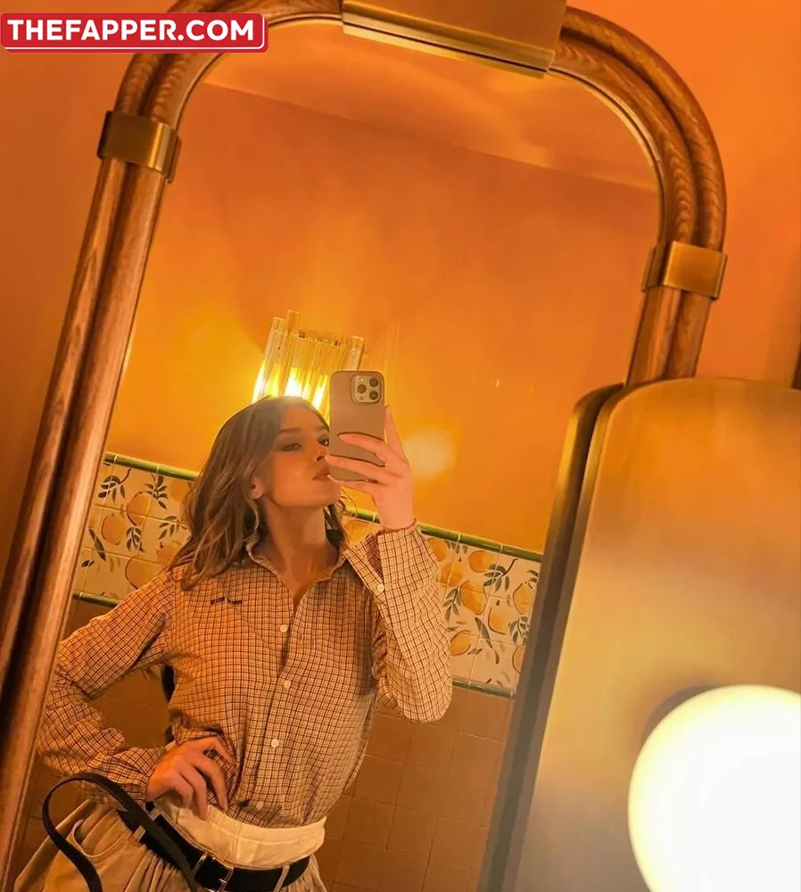 Hailee Steinfeld  Onlyfans Leaked Nude Image #UjYAHFpaha