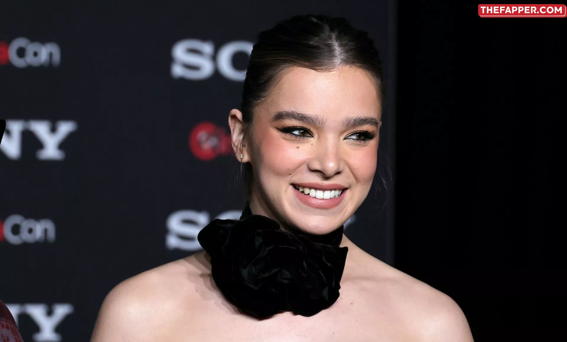 Hailee Steinfeld  Onlyfans Leaked Nude Image #VRJiE4P6Zq