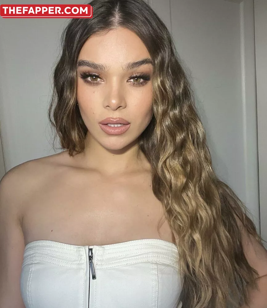 Hailee Steinfeld  Onlyfans Leaked Nude Image #Wcu98dYfh8