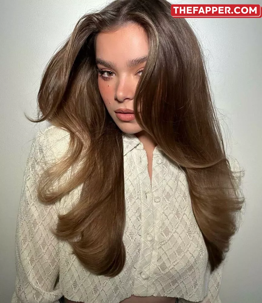 Hailee Steinfeld  Onlyfans Leaked Nude Image #YPqG80dqrJ