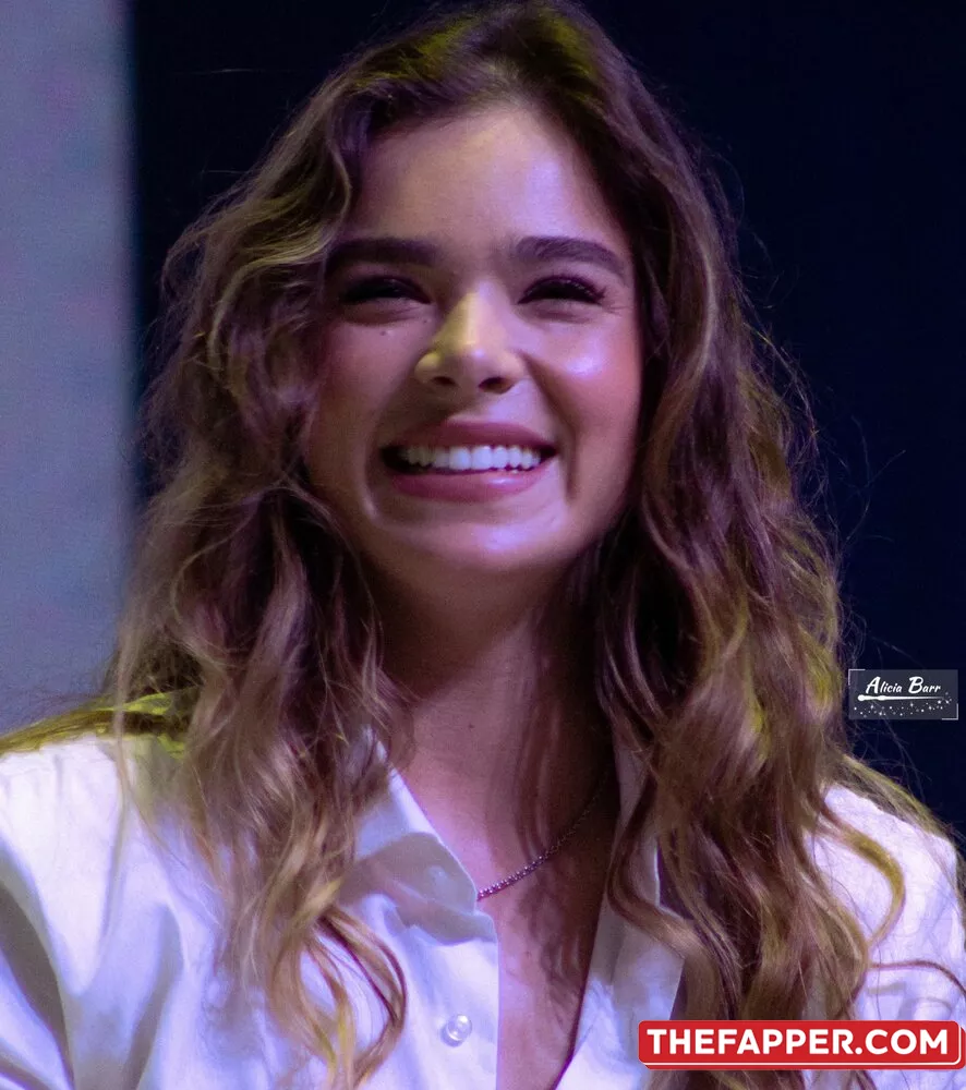 Hailee Steinfeld  Onlyfans Leaked Nude Image #YSHlXla5sY