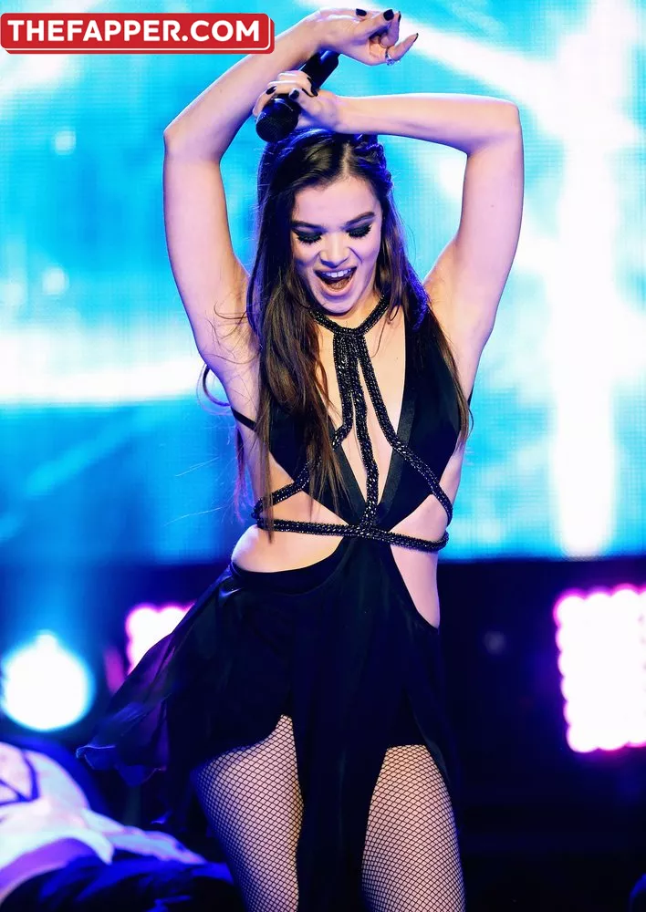 Hailee Steinfeld  Onlyfans Leaked Nude Image #eTkWqA9mqC