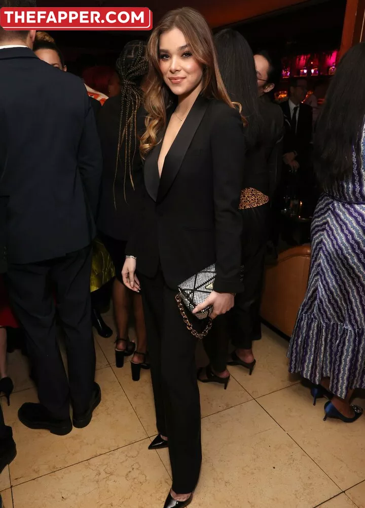 Hailee Steinfeld  Onlyfans Leaked Nude Image #ebW5xeXMQQ