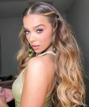 Hailee Steinfeld Onlyfans Leaked Nude Image #fLwjmKCTWS