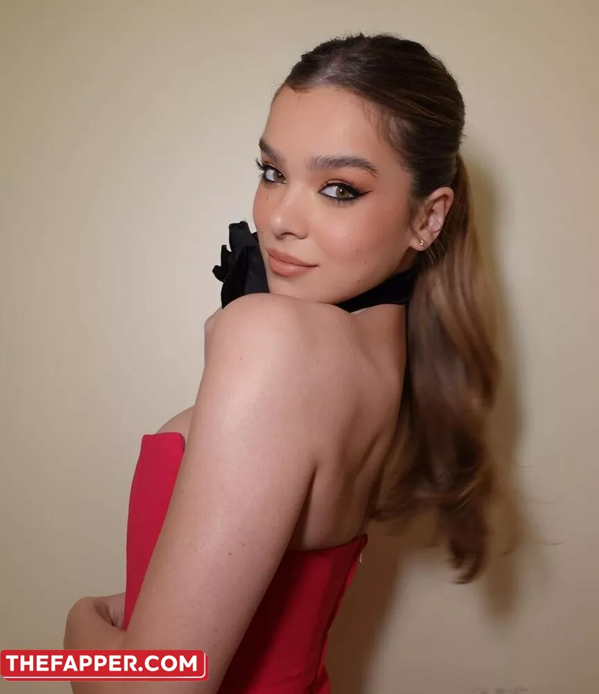 Hailee Steinfeld  Onlyfans Leaked Nude Image #fZf3njrVpn