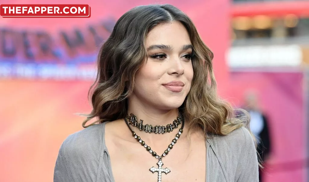 Hailee Steinfeld  Onlyfans Leaked Nude Image #fhTubRx8vX
