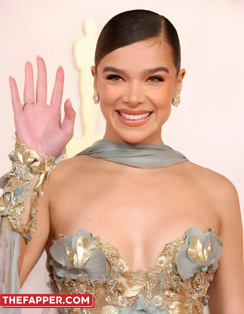 Hailee Steinfeld  Onlyfans Leaked Nude Image #h9WDgzb8rF