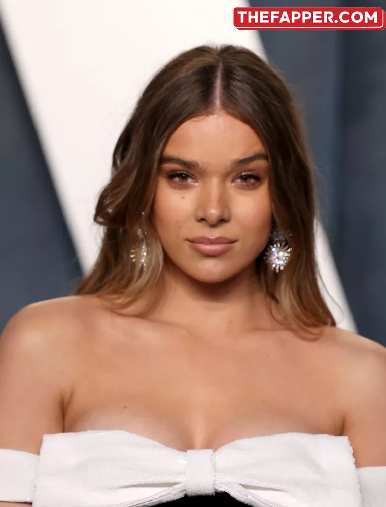 Hailee Steinfeld  Onlyfans Leaked Nude Image #hNQSJmvqr0