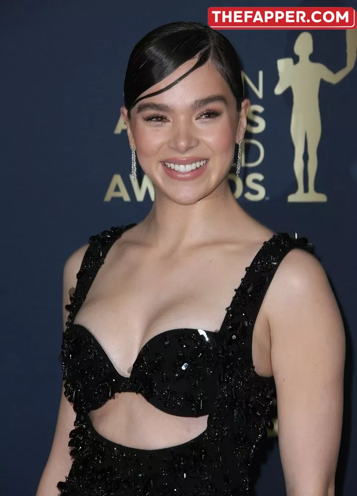 Hailee Steinfeld  Onlyfans Leaked Nude Image #jFzQnVaSvL
