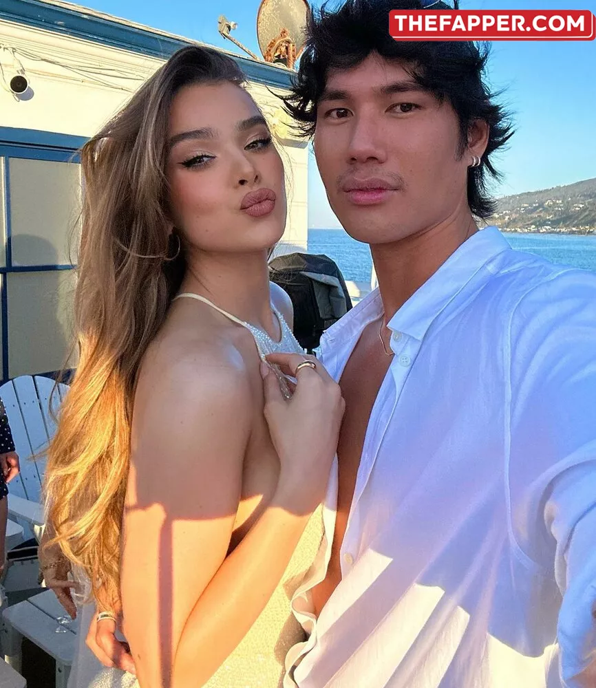 Hailee Steinfeld  Onlyfans Leaked Nude Image #q5QK19Z5jC