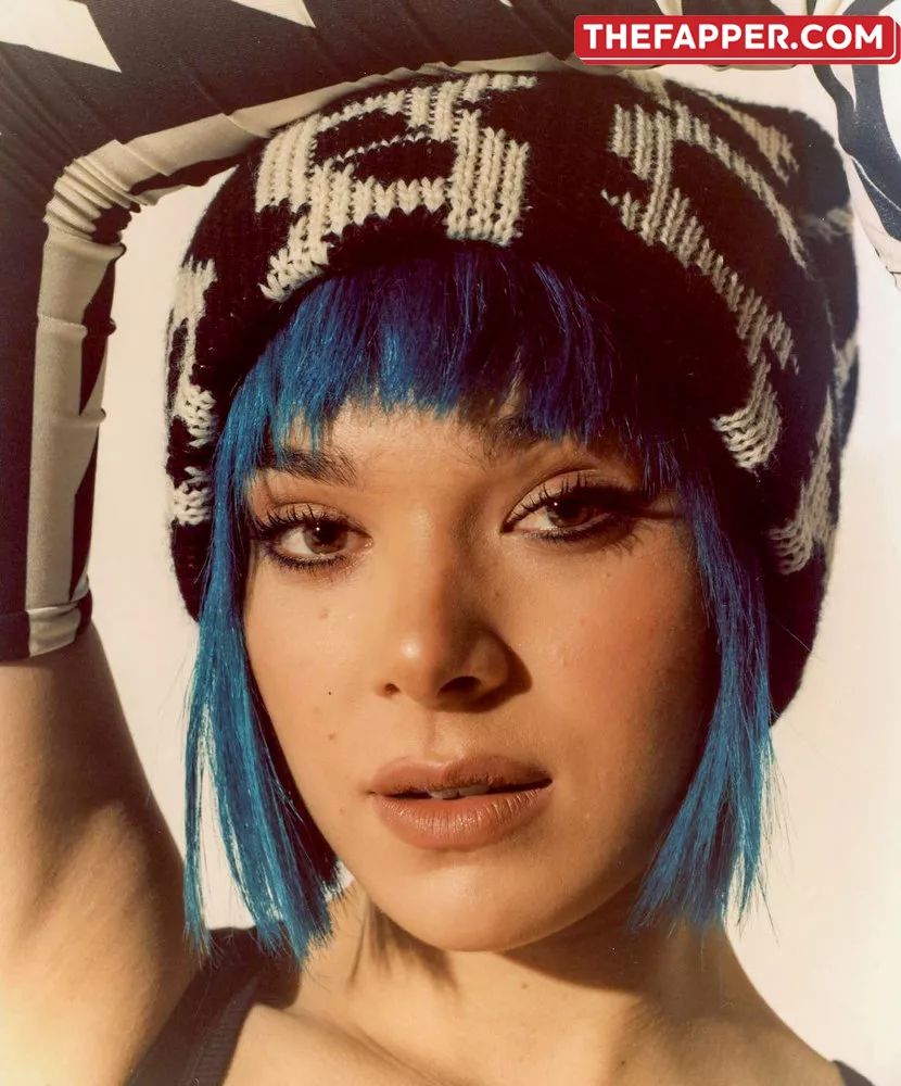 Hailee Steinfeld  Onlyfans Leaked Nude Image #rId18FtBnE