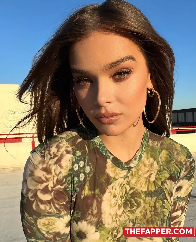 Hailee Steinfeld  Onlyfans Leaked Nude Image #uxOHxKvz60