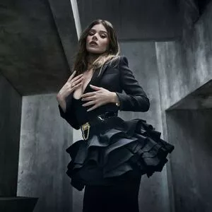Hailee Steinfeld #xGDnrS8DNp