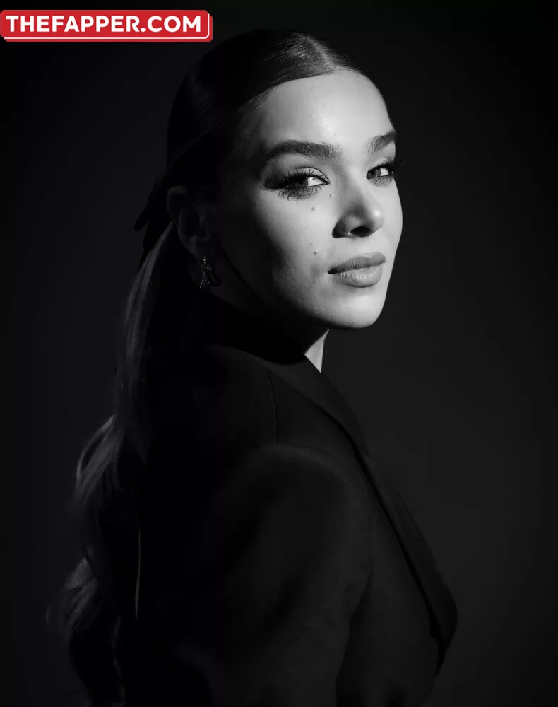 Hailee Steinfeld  Onlyfans Leaked Nude Image #ycV83zE7IE