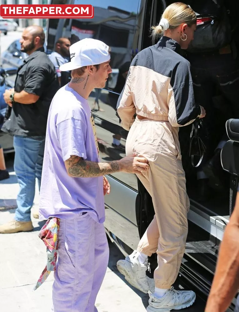 Hailey Baldwin Bieber  Onlyfans Leaked Nude Image #JG1QkTr7Ii