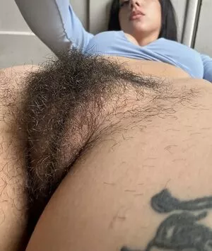Hairy Women #U9n1tlAl2k