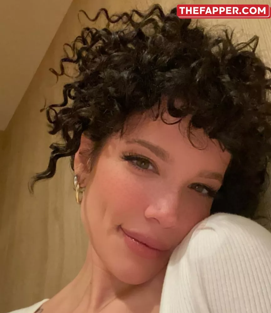 Halsey  Onlyfans Leaked Nude Image #HCMTMu7UIe