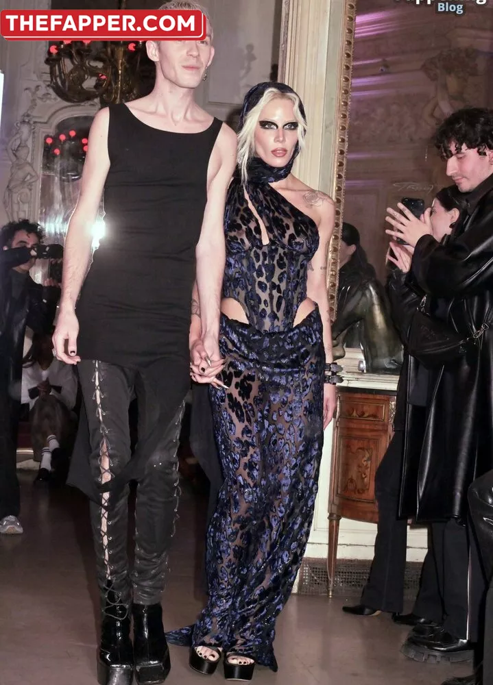 Halsey  Onlyfans Leaked Nude Image #eWmYv8U06y