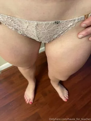 Haute_for_teacher Onlyfans Leaked Nude Image #Rr69rEA8sC