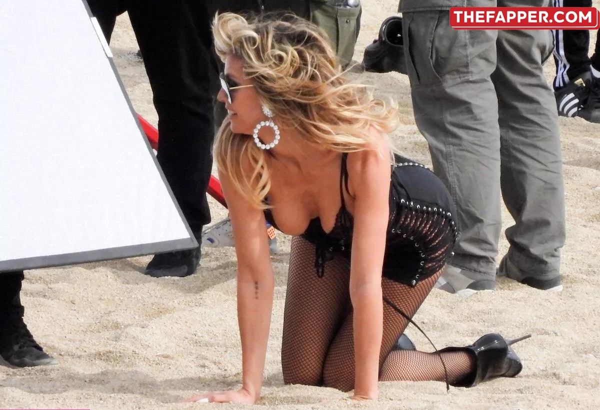 Heidi Klum  Onlyfans Leaked Nude Image #b4DMeSMdDP